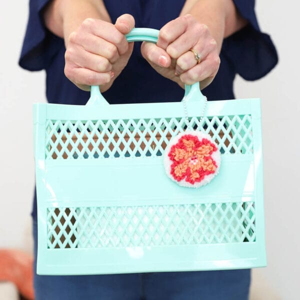 Hello Daisy Key Chain Punch Needle Kit - Image 7